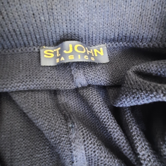 St John Basics navy knit pants - Picture 6 of 16